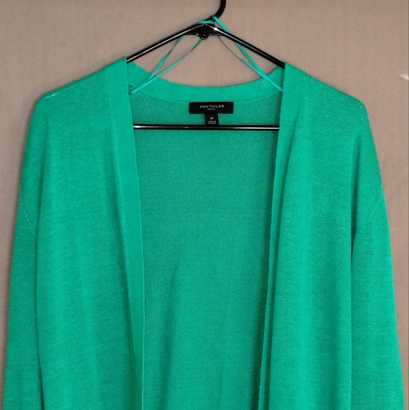 BRIGHT GREEN RUANA FROM ANN TAYLOR PETITE ~ SIZE MP (MEDIUM PETITE) - Picture 9 of 11